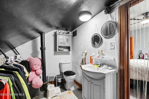 Tiny photo for 611 County Road, Liberty Center, OH 43532 (MLS # 10002691)