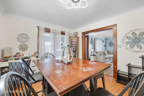 Tiny photo for 611 County Road, Liberty Center, OH 43532 (MLS # 10002691)