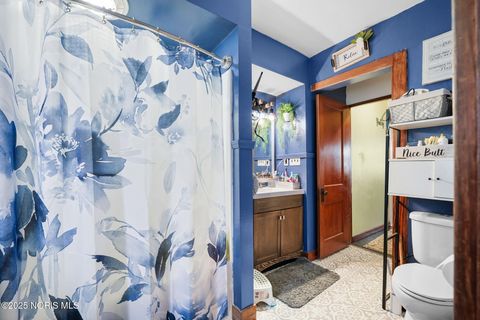 Tiny photo for 611 County Road, Liberty Center, OH 43532 (MLS # 10002691)