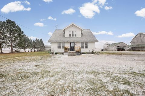 Photo of 611 County Road, Liberty Center, OH 43532 (MLS # 10002691)