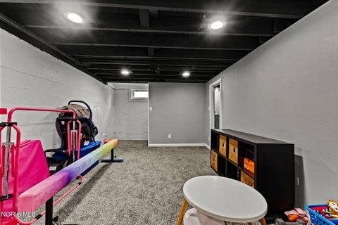 Tiny photo for 3040 Strathmoor Avenue, Toledo, OH 43614 (MLS # 10011979)