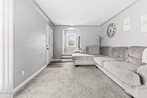 Tiny photo for 3040 Strathmoor Avenue, Toledo, OH 43614 (MLS # 10011979)