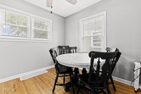 Tiny photo for 3040 Strathmoor Avenue, Toledo, OH 43614 (MLS # 10011979)