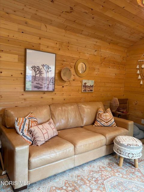 Tiny photo for 7728 Indian Town Road, Maumee, OH 43537 (MLS # 10006626)