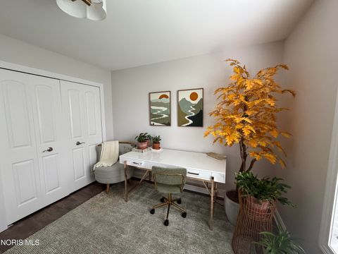 Tiny photo for 7728 Indian Town Road, Maumee, OH 43537 (MLS # 10006626)