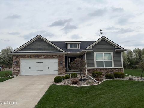 Photo of 7728 Indian Town Road, Maumee, OH 43537 (MLS # 10006626)