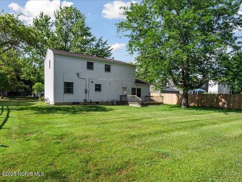 Tiny photo for 135 Birchcrest Drive, Perrysburg, OH 43551 (MLS # 10000605)