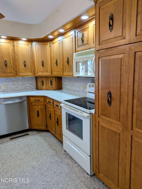 Tiny photo for 916 Monterey Court, Archbold, OH 43502 (MLS # 10006619)