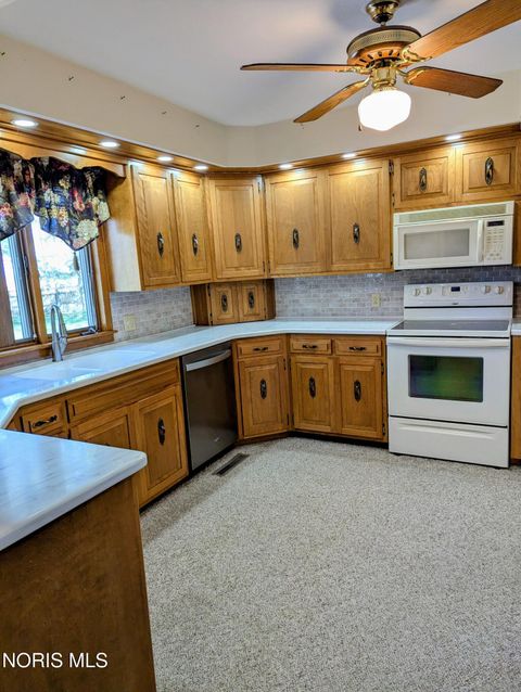 Tiny photo for 916 Monterey Court, Archbold, OH 43502 (MLS # 10006619)