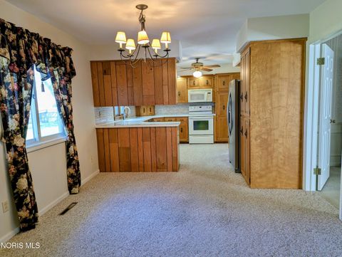 Tiny photo for 916 Monterey Court, Archbold, OH 43502 (MLS # 10006619)