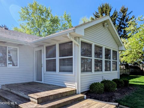 Tiny photo for 916 Monterey Court, Archbold, OH 43502 (MLS # 10006619)