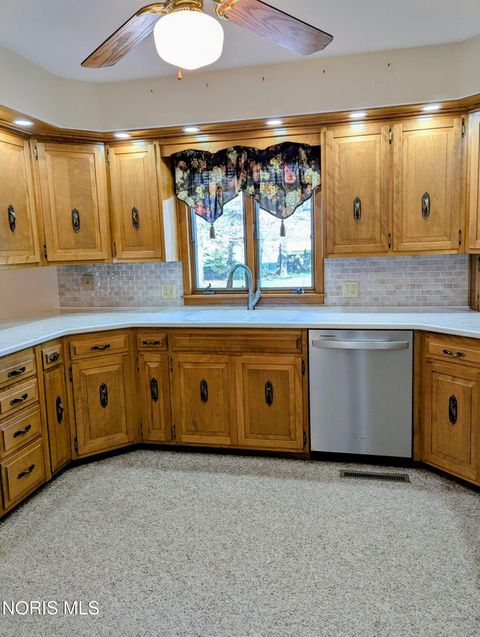 Tiny photo for 916 Monterey Court, Archbold, OH 43502 (MLS # 10006619)