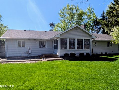 Tiny photo for 916 Monterey Court, Archbold, OH 43502 (MLS # 10006619)