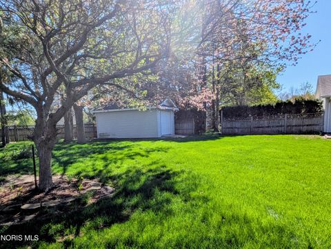 Tiny photo for 916 Monterey Court, Archbold, OH 43502 (MLS # 10006619)