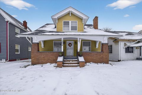 Tiny photo for 1424 Addington Road, Toledo, OH 43607 (MLS # 10004087)