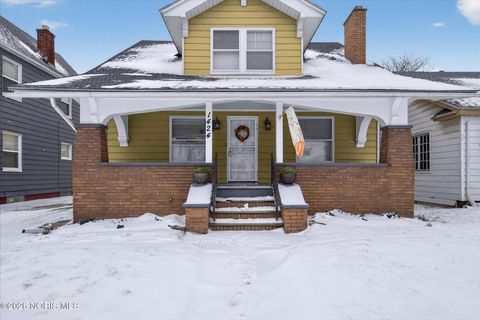 Tiny photo for 1424 Addington Road, Toledo, OH 43607 (MLS # 10004087)