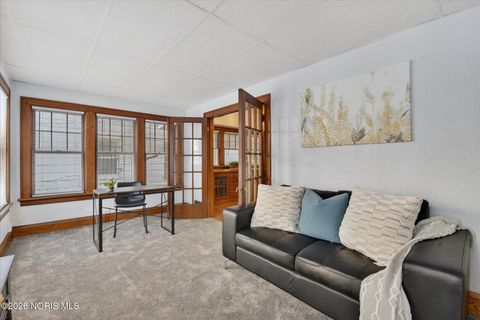 Tiny photo for 1424 Addington Road, Toledo, OH 43607 (MLS # 10004087)