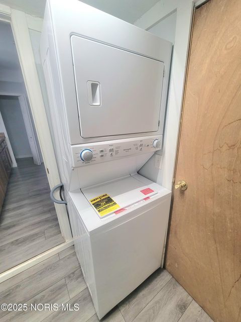 Tiny photo for 1723 Liberty Street, Toledo, OH 43605 (MLS # 10001562)