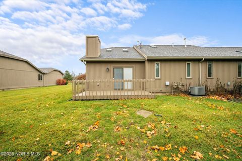 Tiny photo for 9 Meadowpond Drive, Perrysburg, OH 43551 (MLS # 10001649)