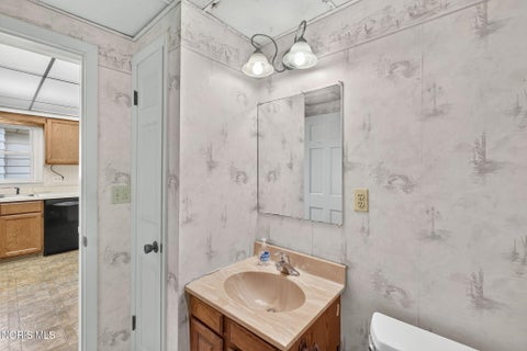 Tiny photo for 1825 Marne Avenue, Toledo, OH 43613 (MLS # 10014413)