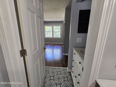 Tiny photo for 6705 Garden Road #6705, Maumee, OH 43537 (MLS # 10000729)