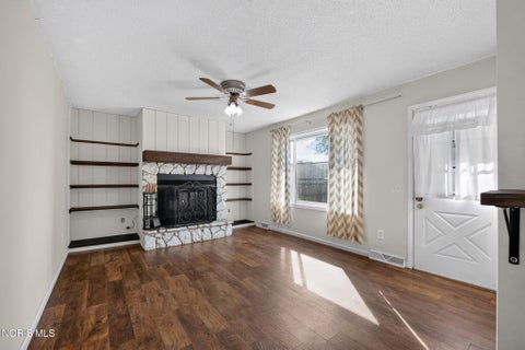 Tiny photo for 4222 Hakes Road, Northwood, OH 43619 (MLS # 10012438)