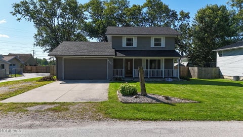 Tiny photo for 4222 Hakes Road, Northwood, OH 43619 (MLS # 10012438)