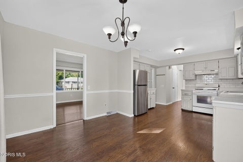 Tiny photo for 4222 Hakes Road, Northwood, OH 43619 (MLS # 10012438)
