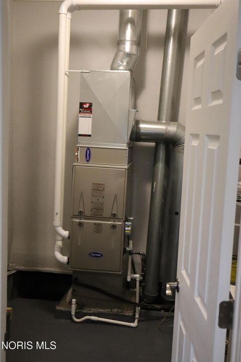 Tiny photo for 5411 Keller Road, Walbridge, OH 43465 (MLS # 10005919)