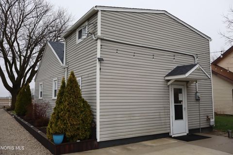 Tiny photo for 5411 Keller Road, Walbridge, OH 43465 (MLS # 10005919)