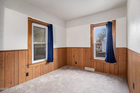 Tiny photo for 520 W John Street, Maumee, OH 43537 (MLS # 10002539)