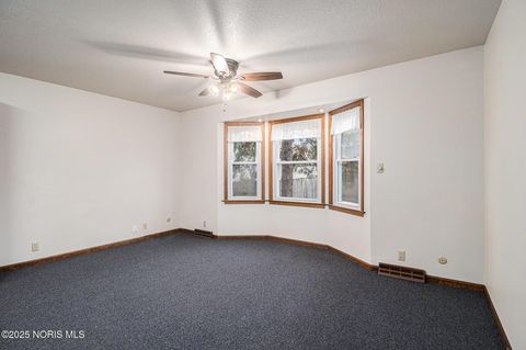 Tiny photo for 520 W John Street, Maumee, OH 43537 (MLS # 10002539)