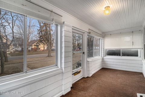 Tiny photo for 520 W John Street, Maumee, OH 43537 (MLS # 10002539)