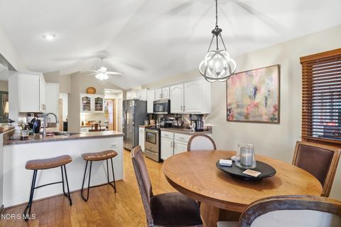 Tiny photo for 5862 Summer Place Drive, Sylvania, OH 43560 (MLS # 10005571)