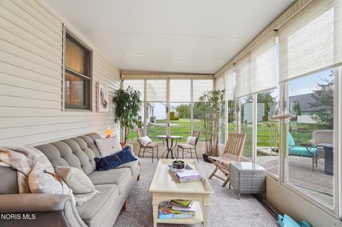 Tiny photo for 5862 Summer Place Drive, Sylvania, OH 43560 (MLS # 10005571)