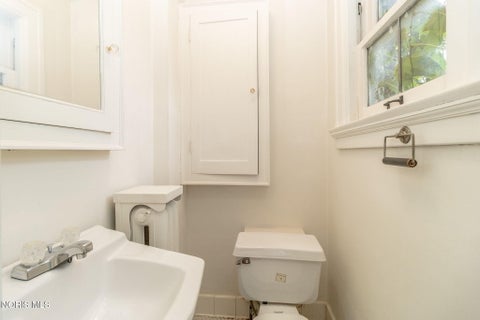 Tiny photo for 2125 Mount Vernon Avenue, Toledo, OH 43607 (MLS # 10012441)