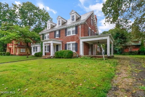 Tiny photo for 2125 Mount Vernon Avenue, Toledo, OH 43607 (MLS # 10012441)