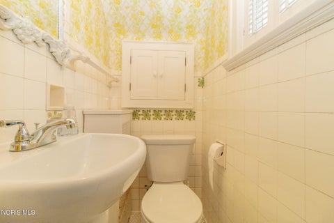 Tiny photo for 2125 Mount Vernon Avenue, Toledo, OH 43607 (MLS # 10012441)