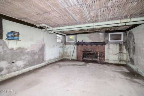 Tiny photo for 2125 Mount Vernon Avenue, Toledo, OH 43607 (MLS # 10012441)