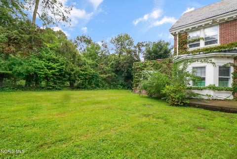 Tiny photo for 2125 Mount Vernon Avenue, Toledo, OH 43607 (MLS # 10012441)