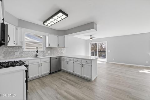 Tiny photo for 795 S Sandusky Street, Tiffin, OH 44883 (MLS # 10005445)