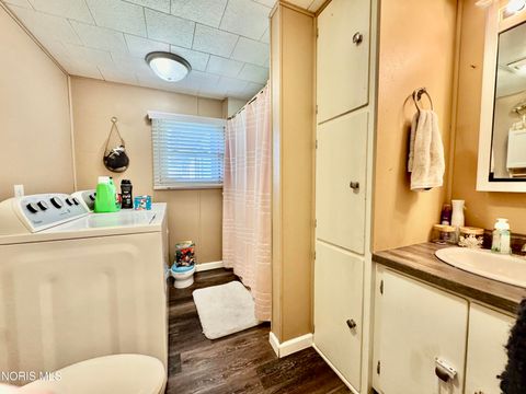 Tiny photo for 600 Perry Street, Hicksville, OH 43526 (MLS # 10006986)