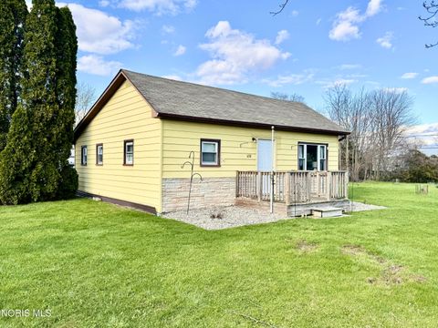 Photo of 600 Perry Street, Hicksville, OH 43526 (MLS # 10006986)