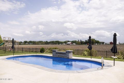 Tiny photo for 11649 Savanna Lake Boulevard, Whitehouse, OH 43571 (MLS # 10007729)