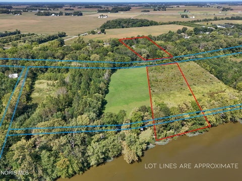 Tiny photo for 11005 S River Road, Grand Rapids, OH 43522 (MLS # 10014200)