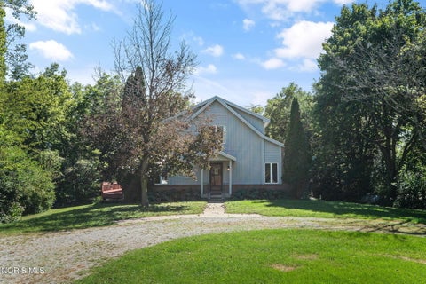 Tiny photo for 11005 S River Road, Grand Rapids, OH 43522 (MLS # 10014200)