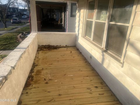 Tiny photo for 1019 Woodstock Avenue, Toledo, OH 43607 (MLS # 10005378)