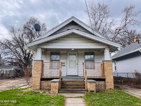 Photo of 3817 Burton Avenue, Toledo, OH 43612 (MLS # 10009951)