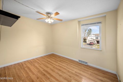 Tiny photo for 3845 Fairwood Drive, Sylvania, OH 43560 (MLS # 10004362)