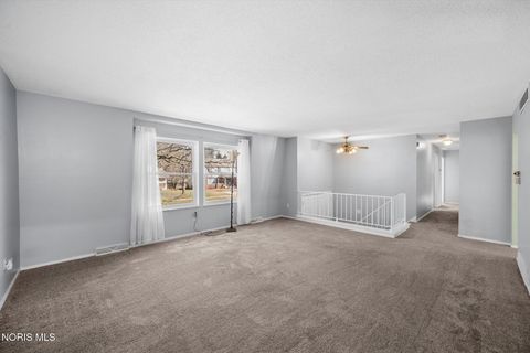 Tiny photo for 3845 Fairwood Drive, Sylvania, OH 43560 (MLS # 10004362)